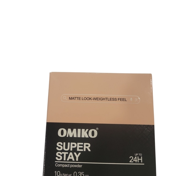 FREE WITH ANY PURCHASE:  OMIKO Super Stay 24H Compact Powder - Picture 3 of 4
